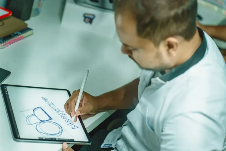 Creative Portfolio Ideas for Designers and Illustrators