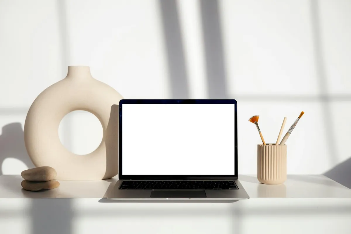 I Tried Every Free Design Resource Site. Here Are the 6 That Earned Bookmark Status